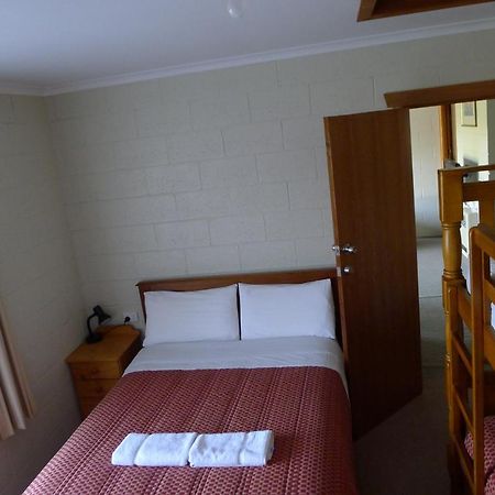 Willaway Motel Apartments Ulverstone Exteriér fotografie