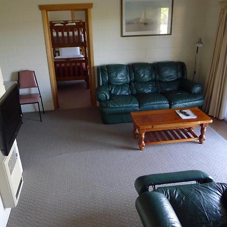 Willaway Motel Apartments Ulverstone Exteriér fotografie