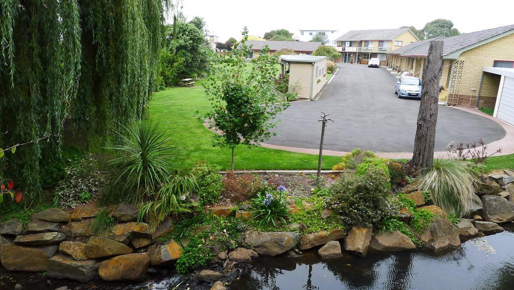 Willaway Motel Apartments Ulverstone Exteriér fotografie