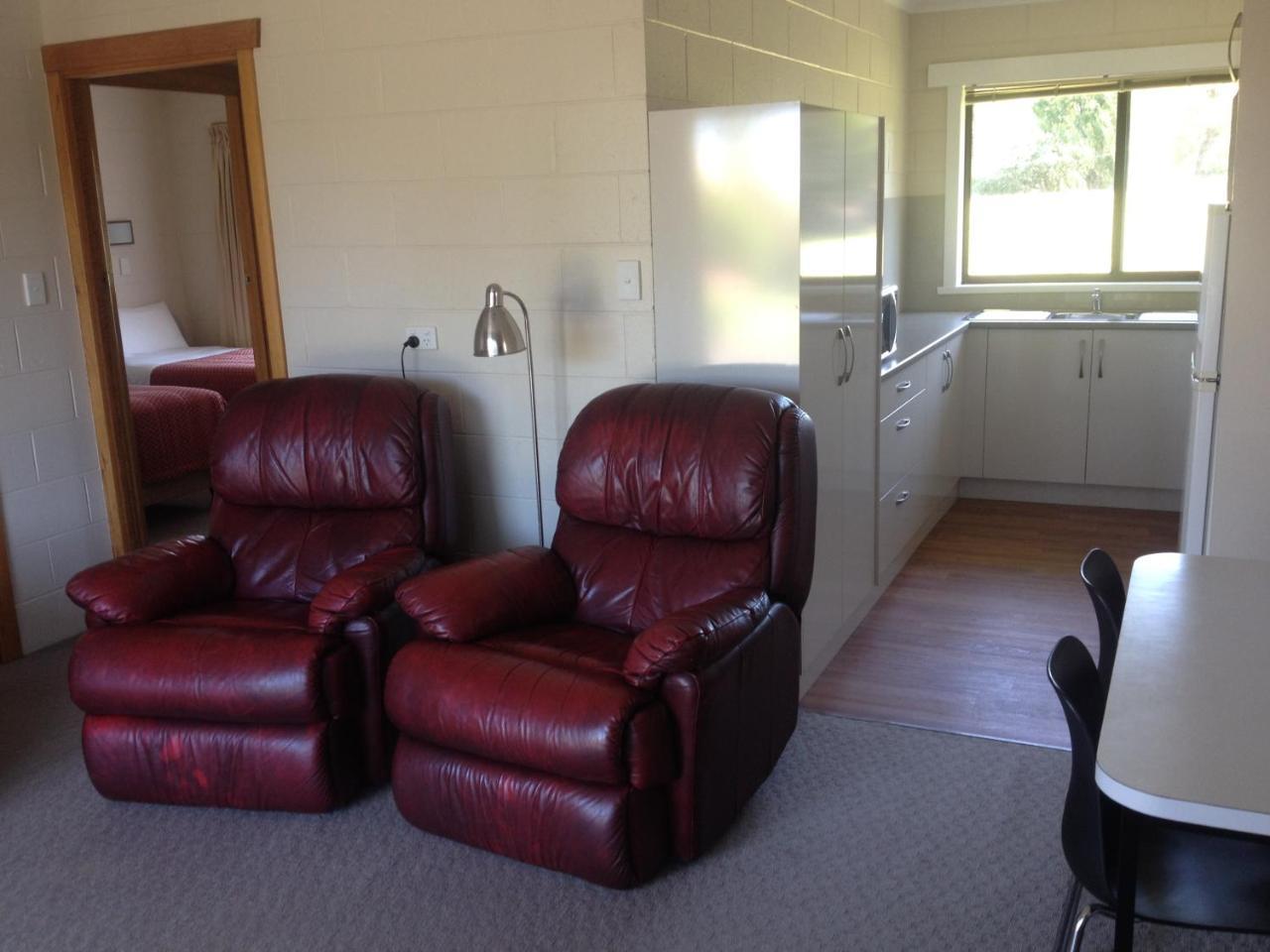Willaway Motel Apartments Ulverstone Exteriér fotografie