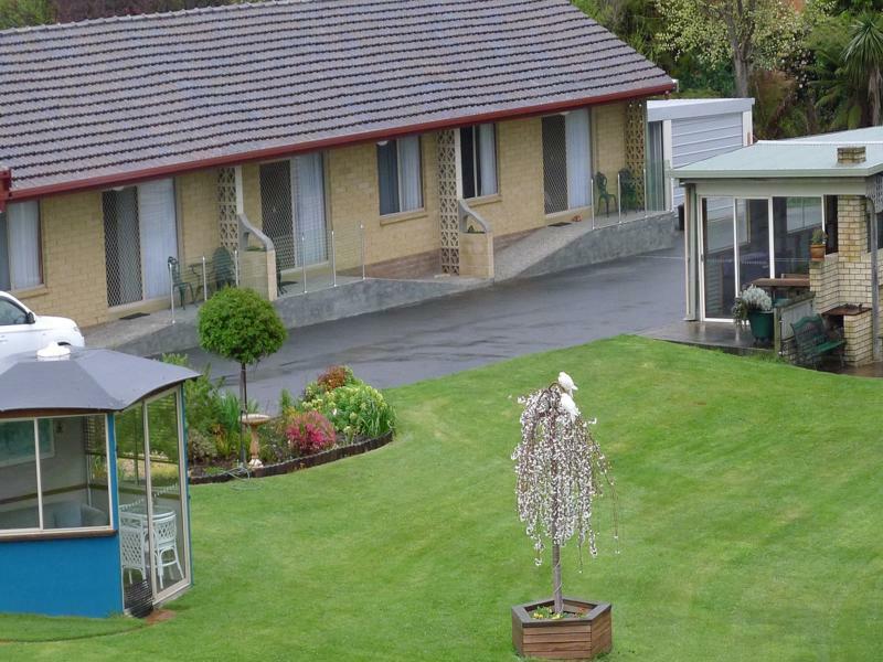 Willaway Motel Apartments Ulverstone Exteriér fotografie